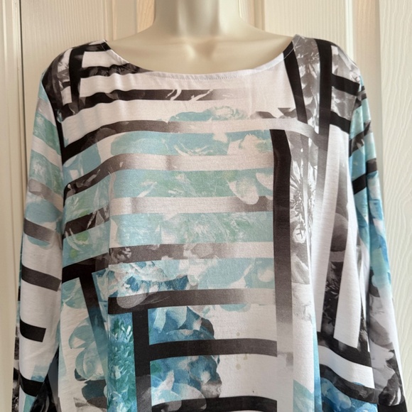 BUY 2 ITEMS & GET 1 FREE: Chico’s Asymmetrical Tunic Top Sz 16 (XL) - Picture 2 of 8